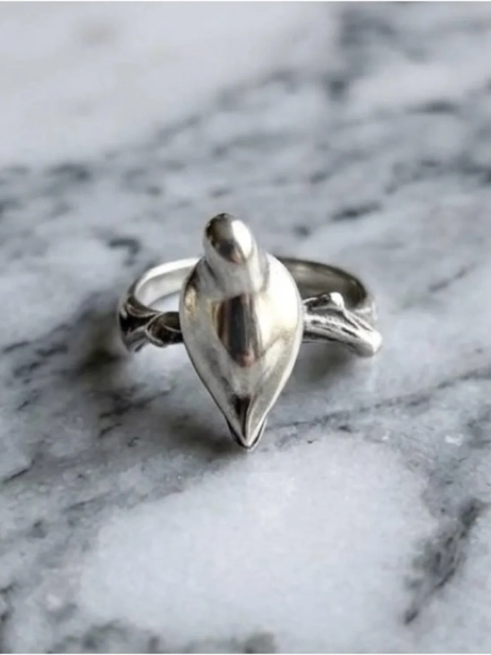 James Avery Retired Like New Bird on Branch Ring